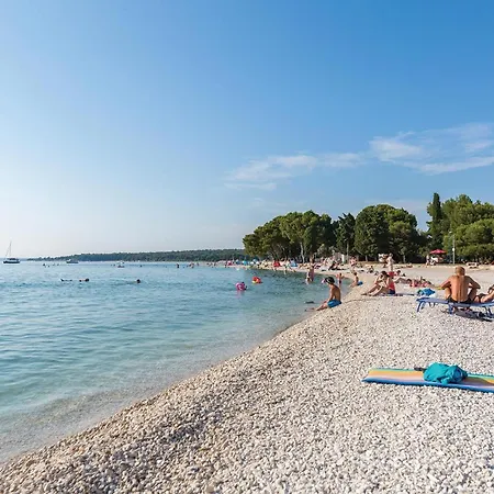 Lovely In With Kitchen * Valbandon