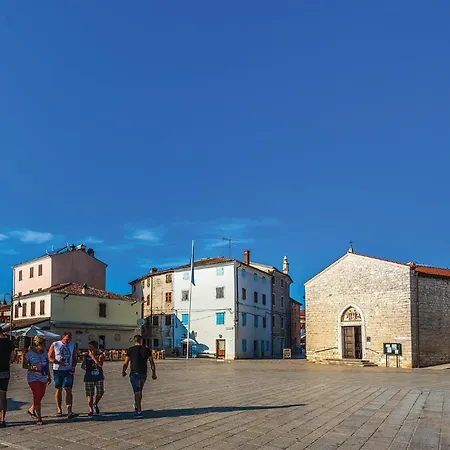 Lovely In With Kitchen Valbandon